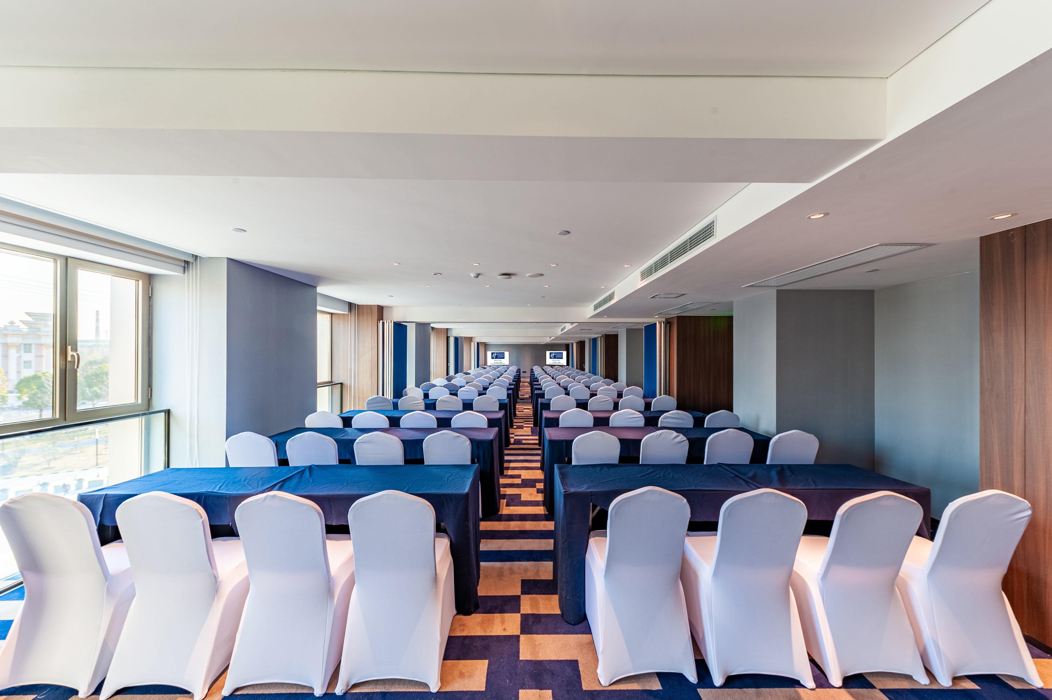 Holiday Inn Express Shanghai Baoyang By Ihg Eksteriør billede